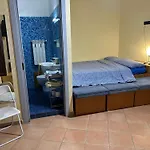 L'angolo Sulla Piazza 3*