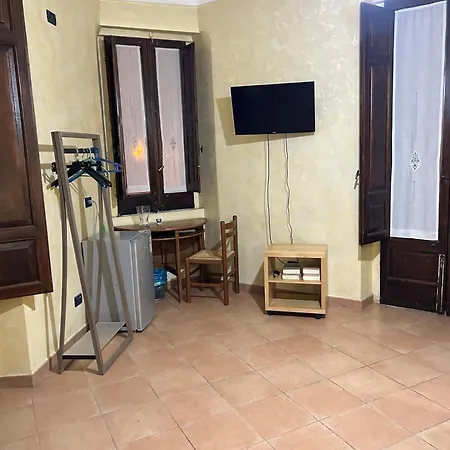 L'angolo Sulla Piazza Bed and breakfast Mirabella Imbaccari