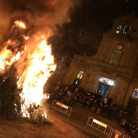 L'angolo Sulla Piazza Bed and breakfast 3*